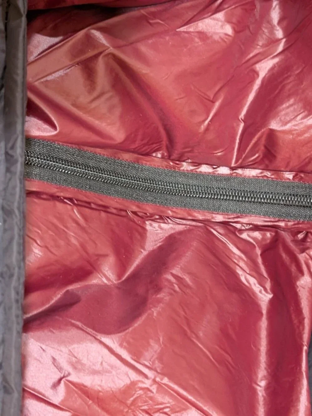 Michael Kors Packable Quilted Puffer Down Jacket w/ Burgundy Lining Size Medium
